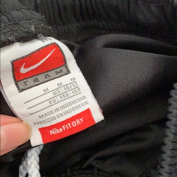 🖤Host Pick🖤 Size medium Nike Fit Dry Shorts - Picture 3 of 4